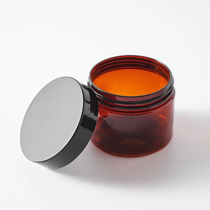 Jariau Plastig Cosmetics Eang 8 owns